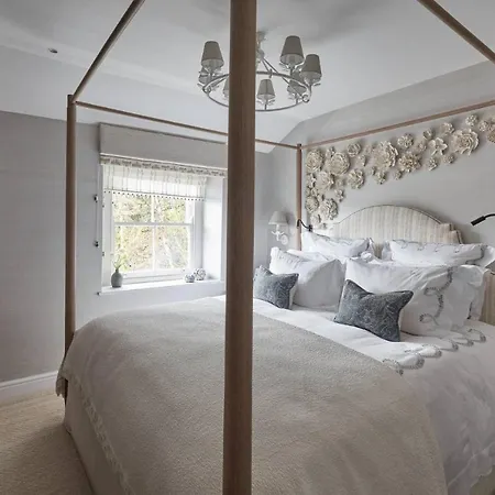Beatrix Cottage